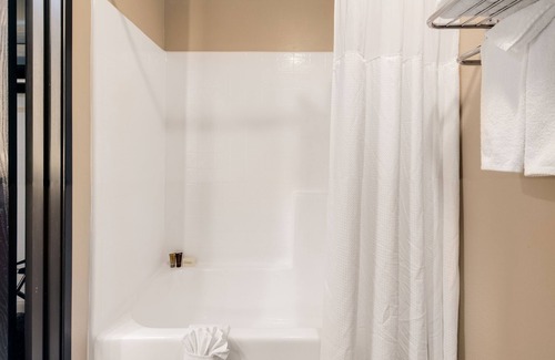 Corona Hotel | Ayres Hotel Corona – Riverside