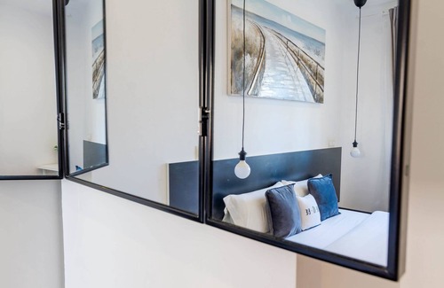 Canillas Hotel | AYZ Javier Cabrini - Auto check-in property