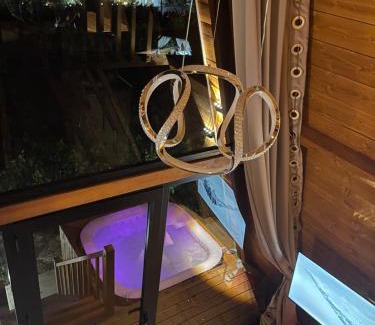 Tirana Villa | Azalea 2, Cozy Wooden Villa