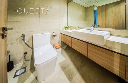 Nad Al Sheba Apartment | Azizi Riviera 29, Meydan One, Dubai