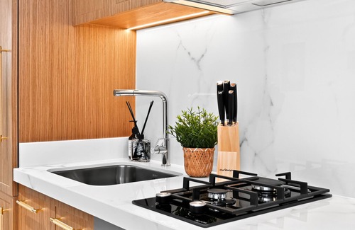 Nad Al Sheba Apartment | Azizi Riviera Gateway - Superior Apt Highest Floor - 10min to downtown and DXB