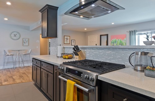 Racquet Club South House | Azteca: Modern, Cozy Desert Retreat w/Pool+Spa