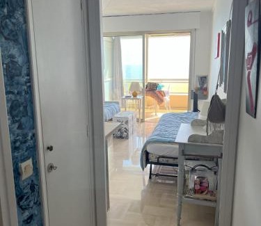 Villeneuve Loubet Beach Apartment | Azur Bleu