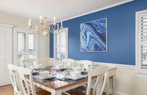 Emerald Isle House | Azure home