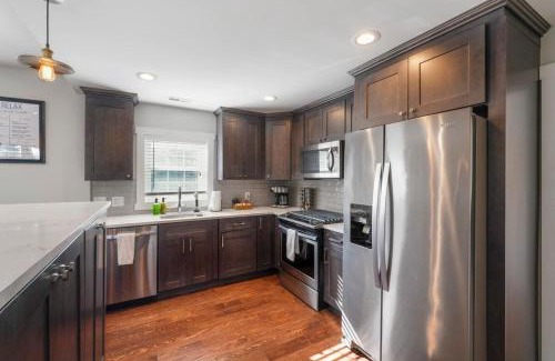Saratoga Springs Apartment | Azure Loft by Saratoga Stays