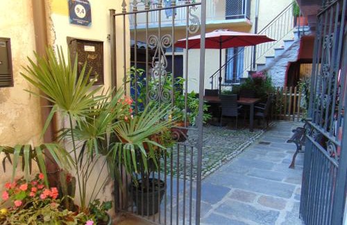 Omegna Bed & Breakfast | B&B Antica Corte