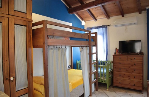 Traghetto House | B&B Ciliegio Felice