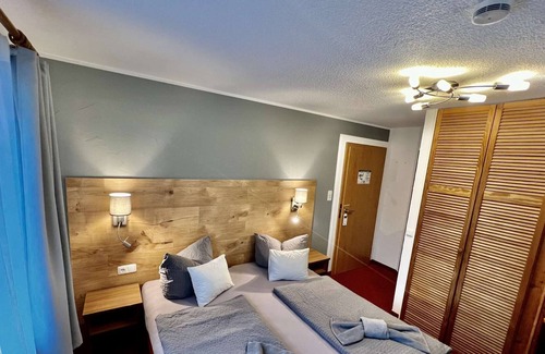 Hagnau House | B&B Fliegerhäusle Hagnau 24-hour self-check-in hotel