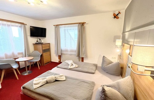 Hagnau House | B&B Fliegerhäusle Hagnau 24-hour self-check-in hotel