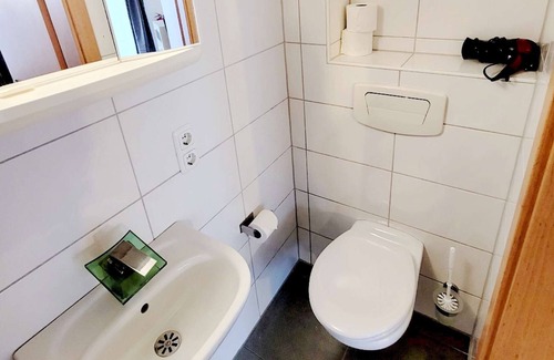 Hagnau House | B&B Fliegerhäusle Hagnau 24-hour self-check-in hotel
