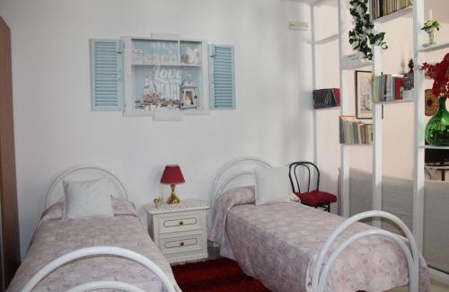 Fasano House | B&B Flower House