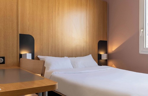 Secteur 4 Hotel | B&B HOTEL Grenoble Centre Verlaine