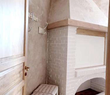 Stagno Lombardo Bed & Breakfast | B&B La Sbàgera