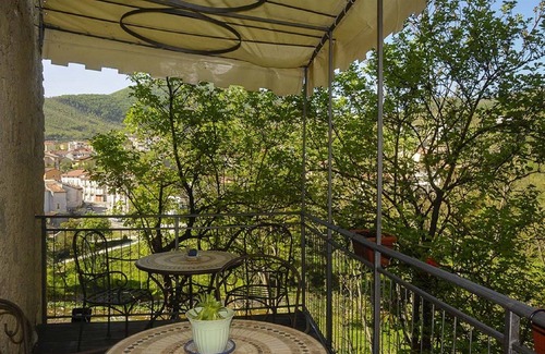 Brienza Bed & Breakfast | B&B La Voce del Fiume: room "Amethyst"