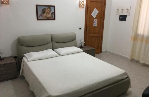 La Maddalena Bed & Breakfast | B&B Mongiardino
