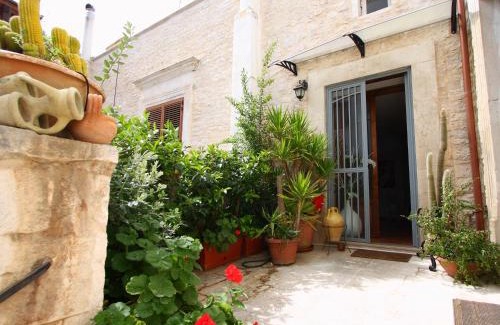 Bitonto Bed & Breakfast | B&B Palazzo Scaraggi Il Solito Posto