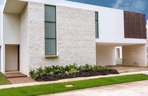 Merida Municipality Bed & Breakfast | B&B, Pool/Jacuzzi, nearby beaches, Cenotes, Pyramids & others