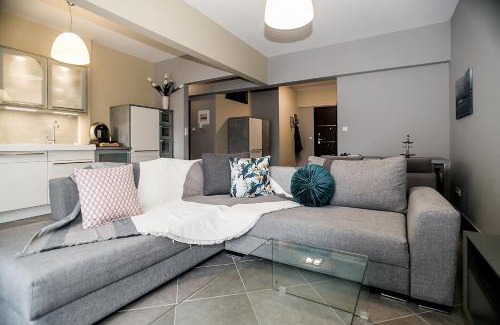 Alexandroupoli Apartment | B12 new & modern seafront apartment
