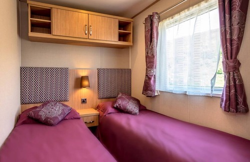 Mynytho Ski Chalet | B12, Tal y Fan in the beautiful Pwllheli
