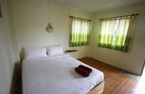 Khanom Hotel | Baan Chomlay Resort