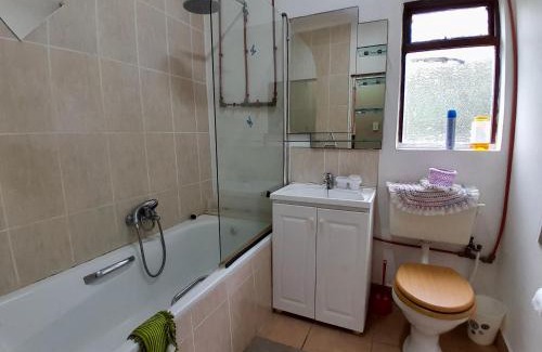 Port Edward Apartment | Babanango: Coastal Haven in Port Edward