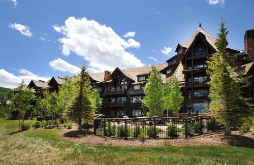 Avon Resort | Bachelor Gulch Village