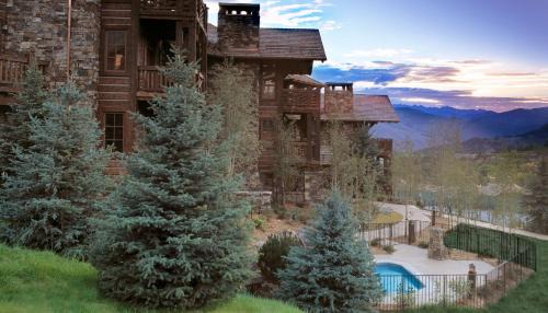 Avon Resort | Bachelor Gulch Village