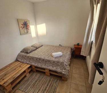 La Santa Bed & Breakfast | BackpackerRoom's
