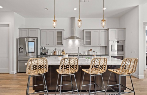 Camelback East Villa | Backyard Resort Heated Pool Cabana Outdoor Kitchen Near Old Town