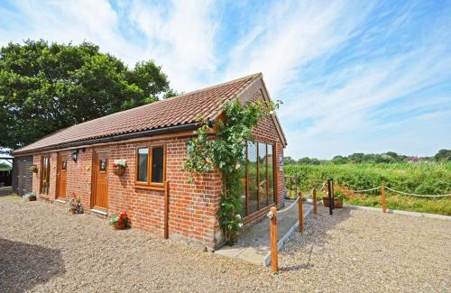 Hopton House | Badger Set