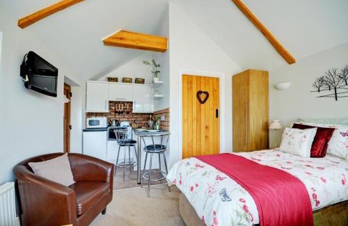 Hopton House | Badger Set