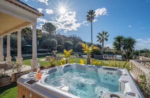 Saint-Isidore House | Baie des Anges : Découvrez Notre Villa de Avec vue Imprenable sur la mer à Nice