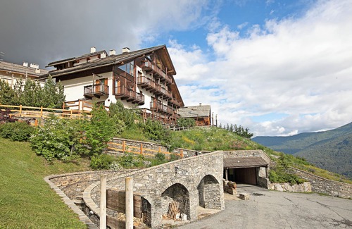 Bardonecchia Apartment | Baita 6 - Shared Terrace Studio 108, Bardonecchia, Italy