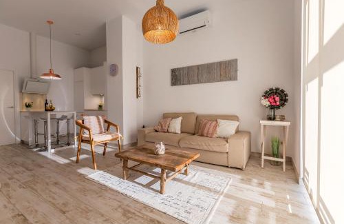 Tarifa Apartment | Bajo con Jardin y Piscina cerca de la Playa Dos Dormitorios