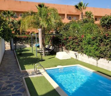 Vera Beach Apartment | BAJO en PRIMERA LÍNEA de VERA-PLAYA con piscina privada!