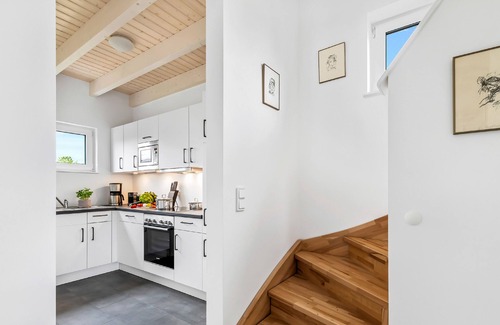 Busum House | Bajo Lykke - close to the beach and the North Sea, fireplace, infrared sauna, terrace