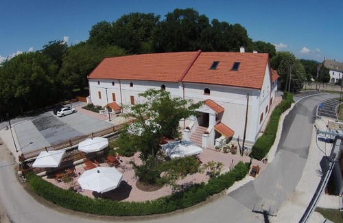 Gyulakeszi Bed & Breakfast | Bak Vendéglő