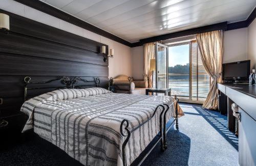 Dniprovs'kyi District Hotel | Bakkara Hotel