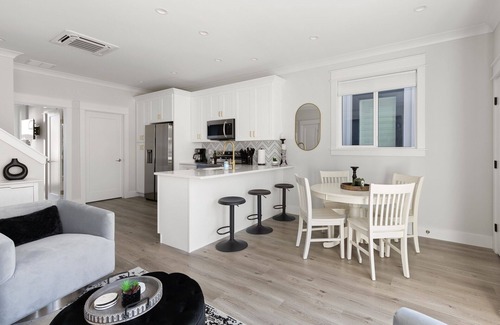River District Apartment | Balance @ The Cove Riverwalk Villas