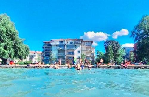 Siofok Aranypart Apartment | Balaton BeachSide Apartman Siófok N1