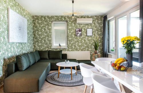 Siofok Aranypart Apartment | Balaton Lakeside Residence