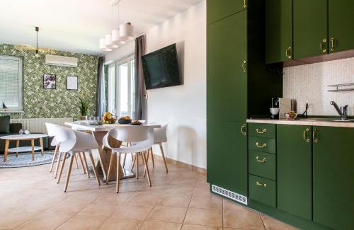 Siofok Aranypart Apartment | Balaton Lakeside Residence