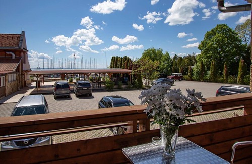 Balatonkenese Hotel | Balatonfoi Yacht Club Balatonkenese