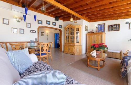 Puerto del Carmen Apartment | Balcón al Mar