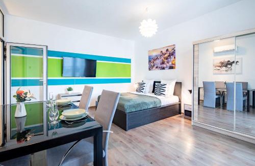 Nadorkert Apartment | Balcony - Central - Super Comfy