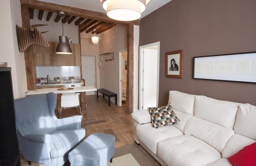 Palacio Apartment | Balcony Cozy Callao Sqb2bdr/lift AC