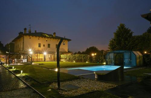 Bologna Fiere District House | BALDA HOUSE, covered and heated pool Only for you