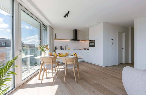 Sint-Idesbald House | Baldus: Beachfront Bliss with Free Parking!