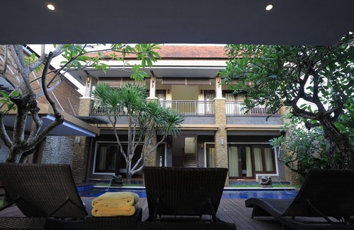 Sunset Road Villa | Bali Home Villa Seminyak City Center