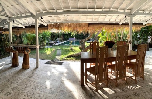 Laksmana Villa | BALI Villa Sarah 4 bedrooms Seminyak Beach